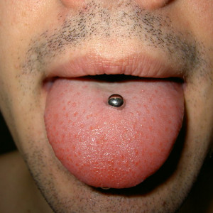 tongue piercing 14GA/1.6mm 2004