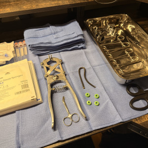 Elastrator, Castrating Bands, Miscellaneous Instrumentation, Operating Room Towels