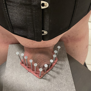 Nailed scrotum (3.5mm)