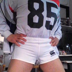 Tight fit rugby is the best for nullo body
