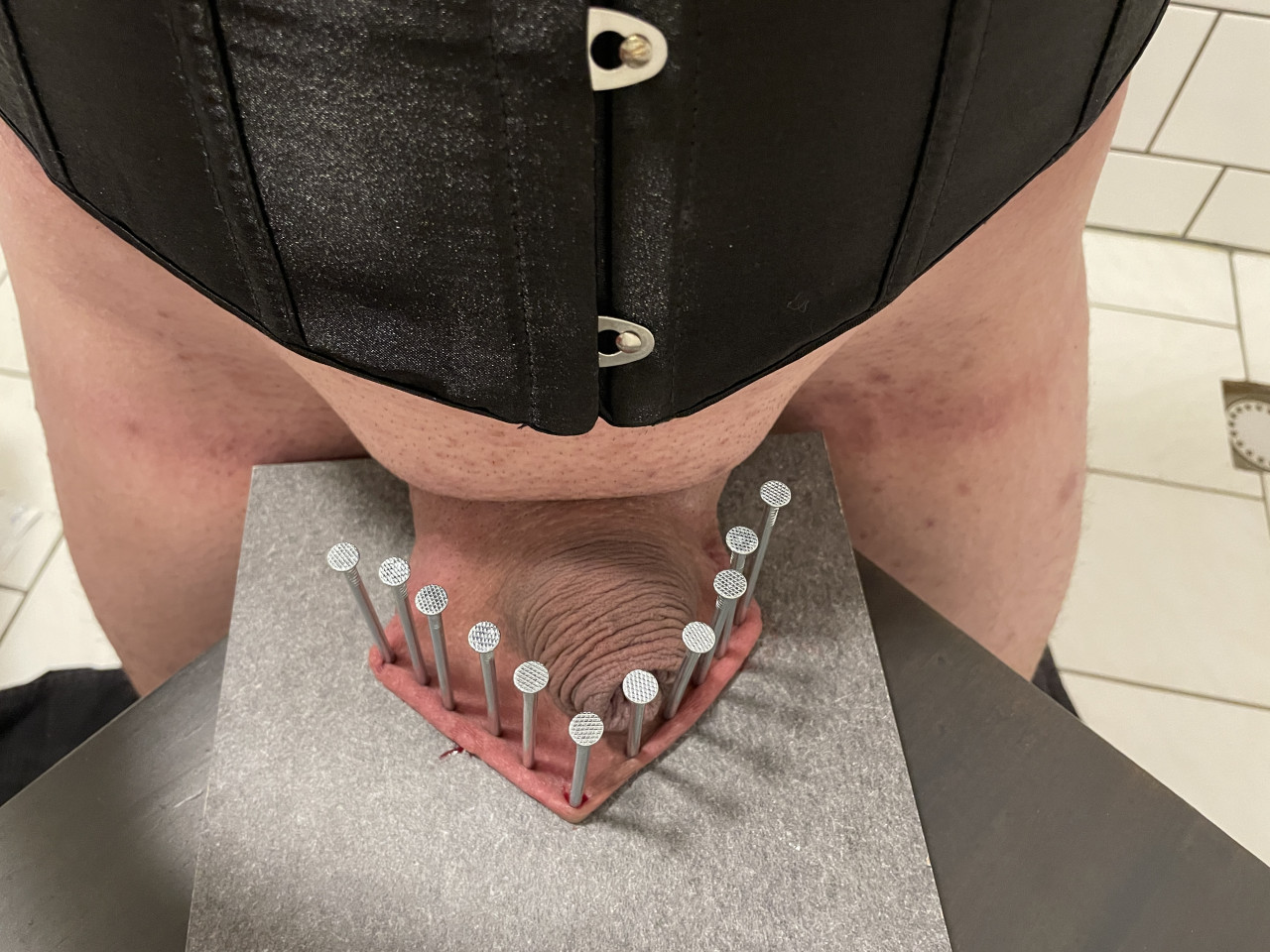 Nailed scrotum (3.5mm)